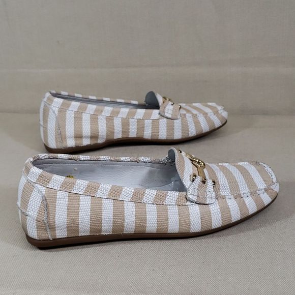 VITTORIA MENGONI LEATHER WOMENS LOAFERS Size 9 EUC - Picture 4 of 11